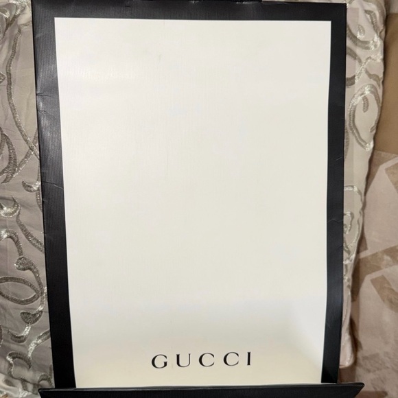 Auth GUCCI Logo Shopping Tote Bag Empty Gift Bag . 15" x 9" x 6" inches - Picture 6 of 6
